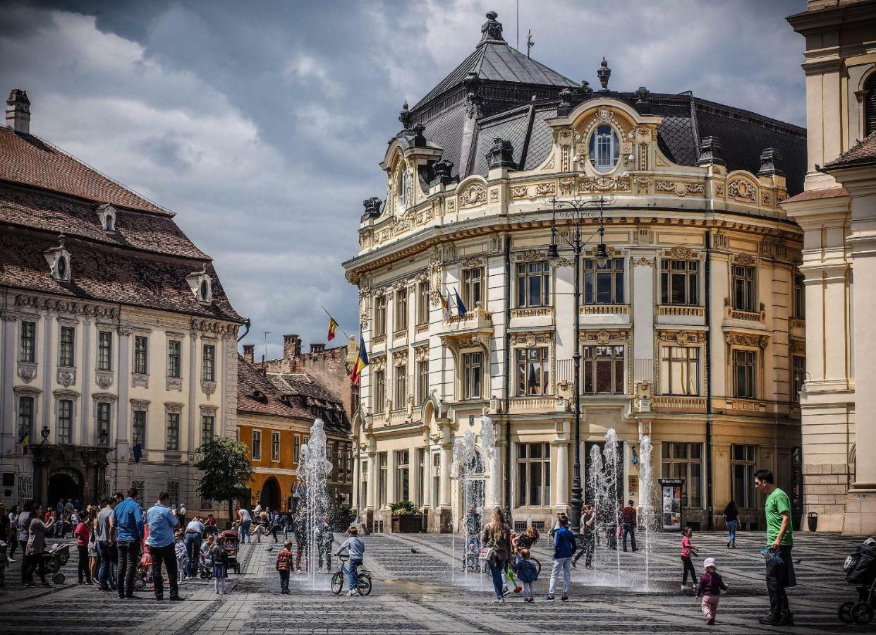 Charming Apartament Sibiu Exterior foto
